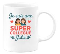 quotedazur - Mug Personnalisé Humour Je Suis Une Super Collègue Julie Fière Et Enthousiaste Cadeau Original Tasse Pour Noël Femme Idée Sympa - Blanc/Céramique