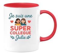 quotedazur - Mug Personnalisé Humour Je Suis Une Super Collègue Julie Fière Et Enthousiaste Cadeau Original Tasse Pour Noël Femme Idée Sympa - Rouge/Céramique