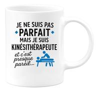 quotedazur - Mug Personnalisé Humour Pas Parfait Mais Kinésithérapeute, Un Cadeau Tasse Qui Fait Sourire Original Et Profession - Blanc/Céramique