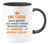 quotedazur - Mug Personnalisé Humour Une Cadre Aussi Géniale, Difficile À Trouver, Quitter, Impossible Oublier Idée Cadeau Original Parfaite Tasse Unique Pour Exceptionnelle - Noir/Céramique