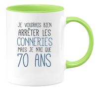 quotedazur - Mug Personnalisé Tasse Cadeau Original Humour Noël Je Voudrais Bien Arrêter Mais Je N'Ai Que Anniversaire 70 Ans 1955 - Vert/Céramique