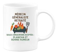 quotedazur - Mug Personnalisé Tasse Cadeau Original Humour Noël Médecin Généraliste Retraité Seules Consultations Acceptées Plancha Et Bonne Humeur - Blanc/Céramique