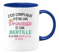 quotedazur - Mug Personnalisé Tasse Humour C'Est Compliqué D'Être Une Bertille Et Princesse Idée Cadeau Original Prénom Noël Anniversaire - Bleu/Céramique