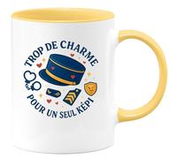 quotedazur - Mug Trop de charme pour un seul képi - Tasse Cadeau Gendarme Homme - Jaune/Céramique