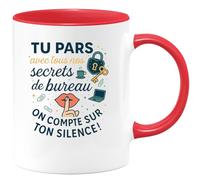 quotedazur - Mug Tu pars avec tous nos secrets de bureau. On compte sur ton silence ! - Tasse Cadeau Départ collègue - Rouge/Céramique