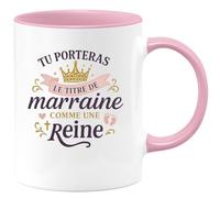 quotedazur - Mug Tu porteras le titre de marraine comme une reine - Tasse Cadeau Baptême Demande Future Marraine Femme - Rose/Céramique