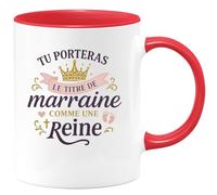 quotedazur - Mug Tu porteras le titre de marraine comme une reine - Tasse Cadeau Baptême Demande Future Marraine Femme - Rouge/Céramique