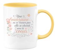 quotedazur - Mug Une marraine ne se trouve pas elle se choisit avec le coeur - Tasse Cadeau Marraine Femme - Jaune/Céramique