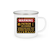 quotedazur - Mug WARNING : Patron en charge, approcher avec des bonnes nouvelles - Tasse Cadeau Patron Homme - Blanc/Emaillé