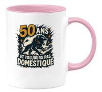 quotedazur - Mug50 ans et toujours pas domestiqué - Tasse Cadeau Anniversaire 50 ans Femme - Rose/Céramique