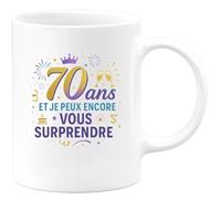 quotedazur - Mug70 ans et je peux encore vous surprendre - Tasse Cadeau 70 ans Femme - Blanc/Céramique