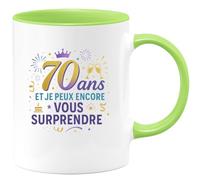 quotedazur - Mug70 ans et je peux encore vous surprendre - Tasse Cadeau 70 ans Femme - Vert/Céramique