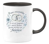 quotedazur - Mug9 ans ensemble et on est toujours aussi beaux qu'un service en faïence - Tasse Cadeau Noces de Faïence Femme - Noir/Céramique