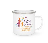 quotedazur - MugAESH épuisée mais toujours motivée - Tasse Cadeau AESH Femme - Blanc/Emaillé