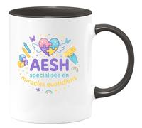 quotedazur - MugAESH spécialisée en miracles quotidiens - Tasse Cadeau AESH Femme - Noir/Céramique