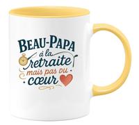 quotedazur - MugBeau-Papa à la retraite mais pas du cœur - Tasse Cadeau Beau-Papa Homme - Jaune/Céramique