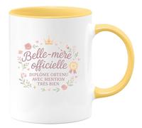 quotedazur - MugBelle-mère officielle, diplôme obtenu avec mention très bien - Tasse Cadeau Belle-mère Femme - Jaune/Céramique