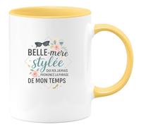 quotedazur - MugBelle-mère stylée qui n'a jamais prononcé la phrase 'de mon temps' - Tasse Cadeau Belle-mère Femme - Jaune/Céramique