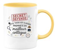 quotedazur - MugCette tasse est classée secret défense : propriété du meilleur collègue - Tasse Cadeau Collègue Homme - Jaune/Céramique
