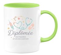 quotedazur - MugDiplômée en piqûres et en réconfort - Tasse Cadeau Infirmière Femme - Vert/Céramique