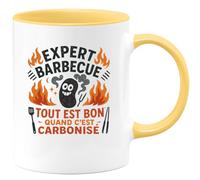 quotedazur - MugExpert barbecue : tout est bon quand c'est carbonisé - Tasse Cadeau Humour Homme - Jaune/Céramique