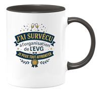 quotedazur - MugJ'ai survécu à l'organisation de l'EVG, je peux tout affronter - Tasse Cadeau Témoin de mariage Homme - Noir/Céramique