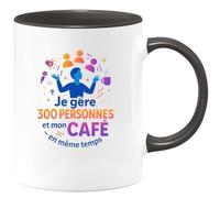 quotedazur - MugJe gère 300 personnes et mon café en même temps - Tasse Cadeau Animateur Homme - Noir/Céramique