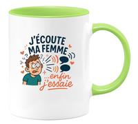 quotedazur - Mugj'écoute ma femme... enfin j'essaie - Tasse Cadeau Humour Homme - Vert/Céramique