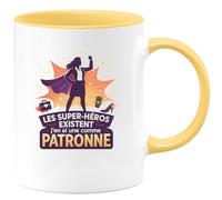 quotedazur - MugLes super-héros existent, j'en ai une comme Patronne - Tasse Cadeau Patronne Femme - Jaune/Céramique