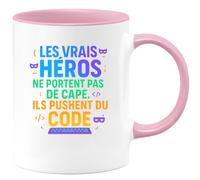 quotedazur - MugLes vrais héros ne portent pas de cape, ils pushent du code - Tasse Cadeau Développeur informatique Homme - Rose/Céramique
