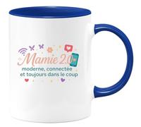 quotedazur - MugMamie 2.0 : moderne, connectée et toujours dans le coup - Tasse Cadeau Mamie Femme - Bleu/Céramique