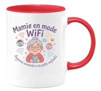 quotedazur - MugMamie en mode WiFi : toujours connectée à ses petits-enfants - Tasse Cadeau Mamie Femme - Rouge/Céramique