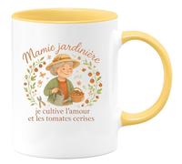 quotedazur - MugMamie jardinière : je cultive l'amour et les tomates cerises - Tasse Cadeau Mamie Femme - Jaune/Céramique