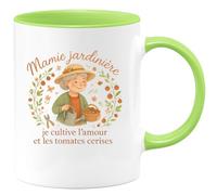 quotedazur - MugMamie jardinière : je cultive l'amour et les tomates cerises - Tasse Cadeau Mamie Femme - Vert/Céramique