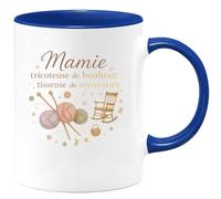 quotedazur - MugMamie tricoteuse de bonheur et tisseuse de souvenirs - Tasse Cadeau Mamie Femme - Bleu/Céramique