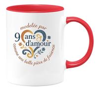 quotedazur - Mugmodelée par 9 ans d'amour comme une belle pièce de faïence - Tasse Cadeau Noces de Faïence Femme - Rouge/Céramique