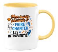 quotedazur - MugMon super pouvoir ? Faire chanter les introvertis - Tasse Cadeau Animateur Homme - Jaune/Céramique