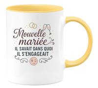 quotedazur - MugNouvelle mariée : il savait dans quoi il s'engageait - Tasse Cadeau Humour Mariage Femme - Jaune/Céramique