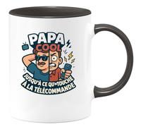quotedazur - MugPapa cool jusqu'à ce qu'on touche à la télécommande - Tasse Cadeau Humour Papa Homme - Noir/Céramique