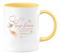 quotedazur - MugSage-femme : là où commence chaque histoire d'amour - Tasse Cadeau Sage Femme Femme - Jaune/Céramique