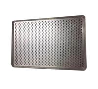 QUXVUIS Pâtisseries irrésistibles avec une plaque de cuisson en métal pour pâte feuilletée, offrant une grande fiabilité. Plat à vapeur rectangulaire perforé pour le service de la pâte feuilletée.
