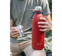 Qwetch - Grande Bouteille Isotherme - Rouge Piment 1,5L - 48h Froid et 16h Chaud - Etanche & Sans BPA - Gourde Inox avec Poignée de Portage - Thermos isotherme pour Pique-nique, Camping, Famille