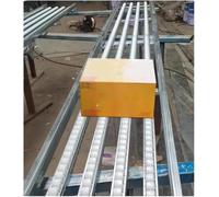 QYMYOZ Table de convoyeur à Rouleaux à gravité légère 200 cm Solution de manutention de fret Non motorisée Logistique d'entrepôt Efficace Conception à 3 glissières pour Un déplacement Facile des ma