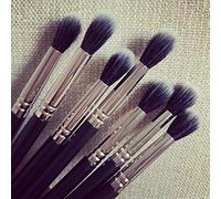 R & M 568 Duo Fibre Fuselée Blending Eyeshadow Brush Makeup Brush Blending Natural and Synthetic Hair Handmade Cosmetic Tool