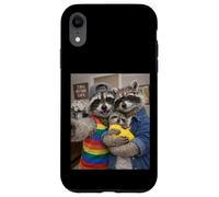 Raccoon Two Moms Life Selfie Fête des Mères Queer Mom Pride Coque pour iPhone XR