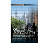 Race and Immigration by Megan OLeary Megan OLeary (Auteur)