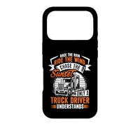 Race The Rain Ride The Wind Chase The Sunset Only A Truck Coque pour iPhone 17 Pro