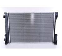 Radiateur d'eau Grille de radiateur soudée 67162 NISSENS pour MERCEDES-BENZ CLS