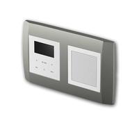Radio encastrée LOGIQ avec Haut-Parleur 2W RMS, Dab+, FM et Bluetooth, écran OLED, Alarme et Sleep Timer, livrée avec Cadre 2 Voies Bold, Titane
