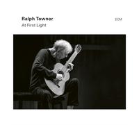 RALPH TOWNER - AT FIRST LIGHT CD NEUF TOWNER,RALPH